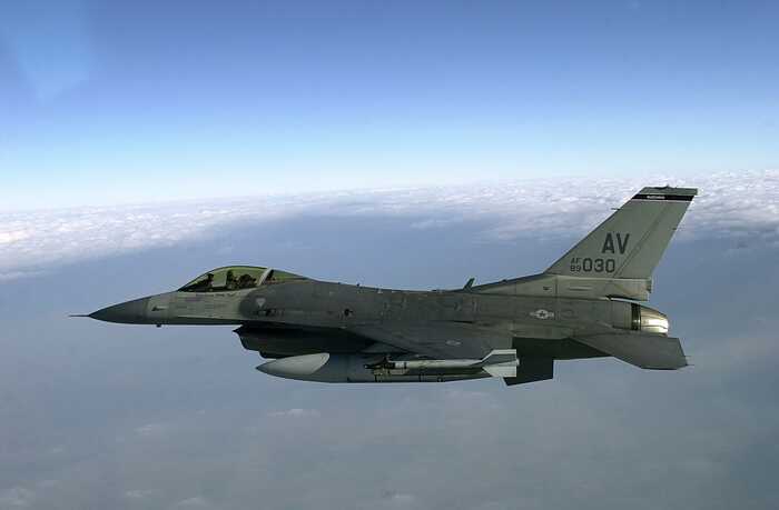       F-16, - WSJ